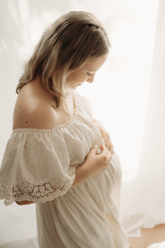 babybauchfotograf-schwangerschafsfotoshooting-aalen-ellwangen-schwäbisch-gmünd-heidenheim