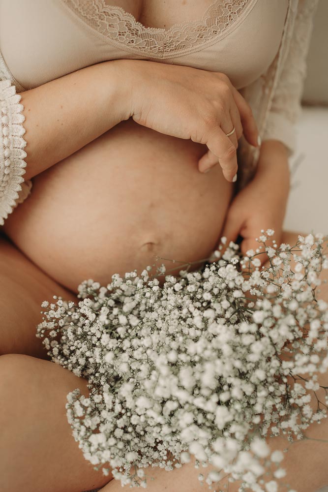 babybauchfotograf-schwangerschafsfotoshooting-aalen-ellwangen-schwäbisch-gmünd-heidenheim