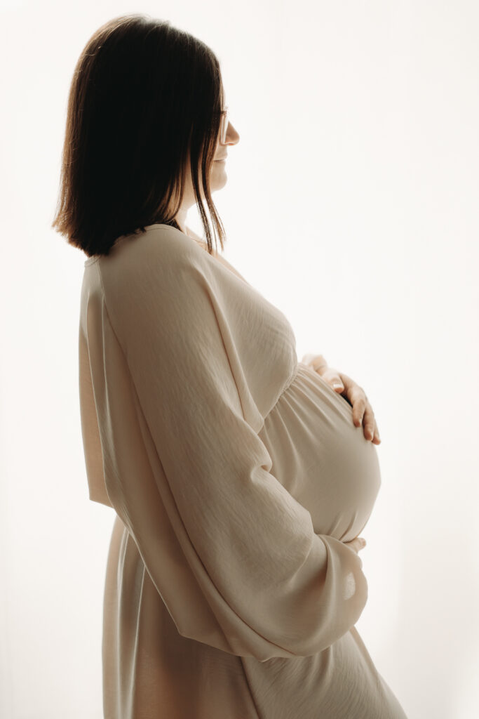 babybauchfotograf-schwangerschafsfotoshooting-aalen-ellwangen-schwäbisch-gmünd-heidenheim